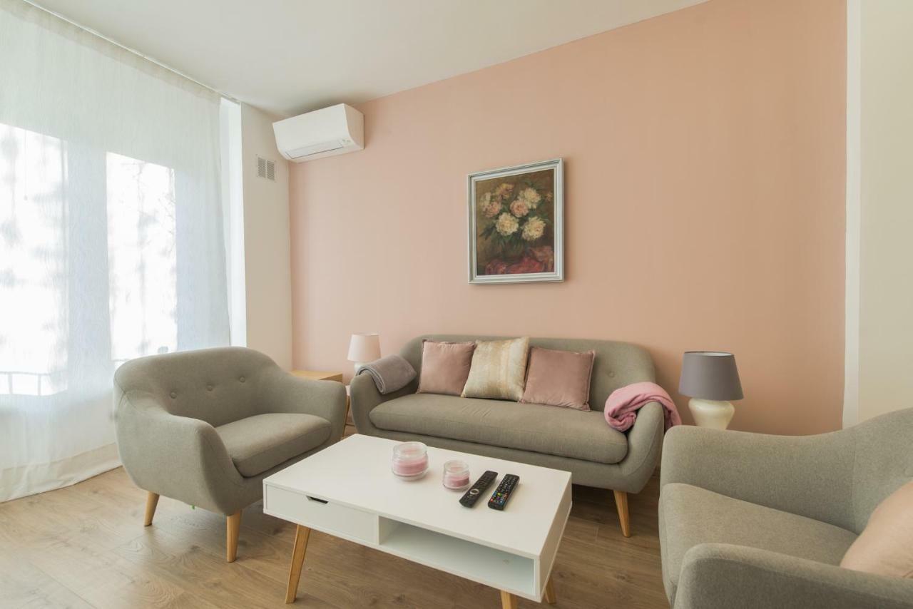 Chic And Spacious Apartment In Central Sofia - Patriarh Evtimiy By Flat Mаnager Екстериор снимка